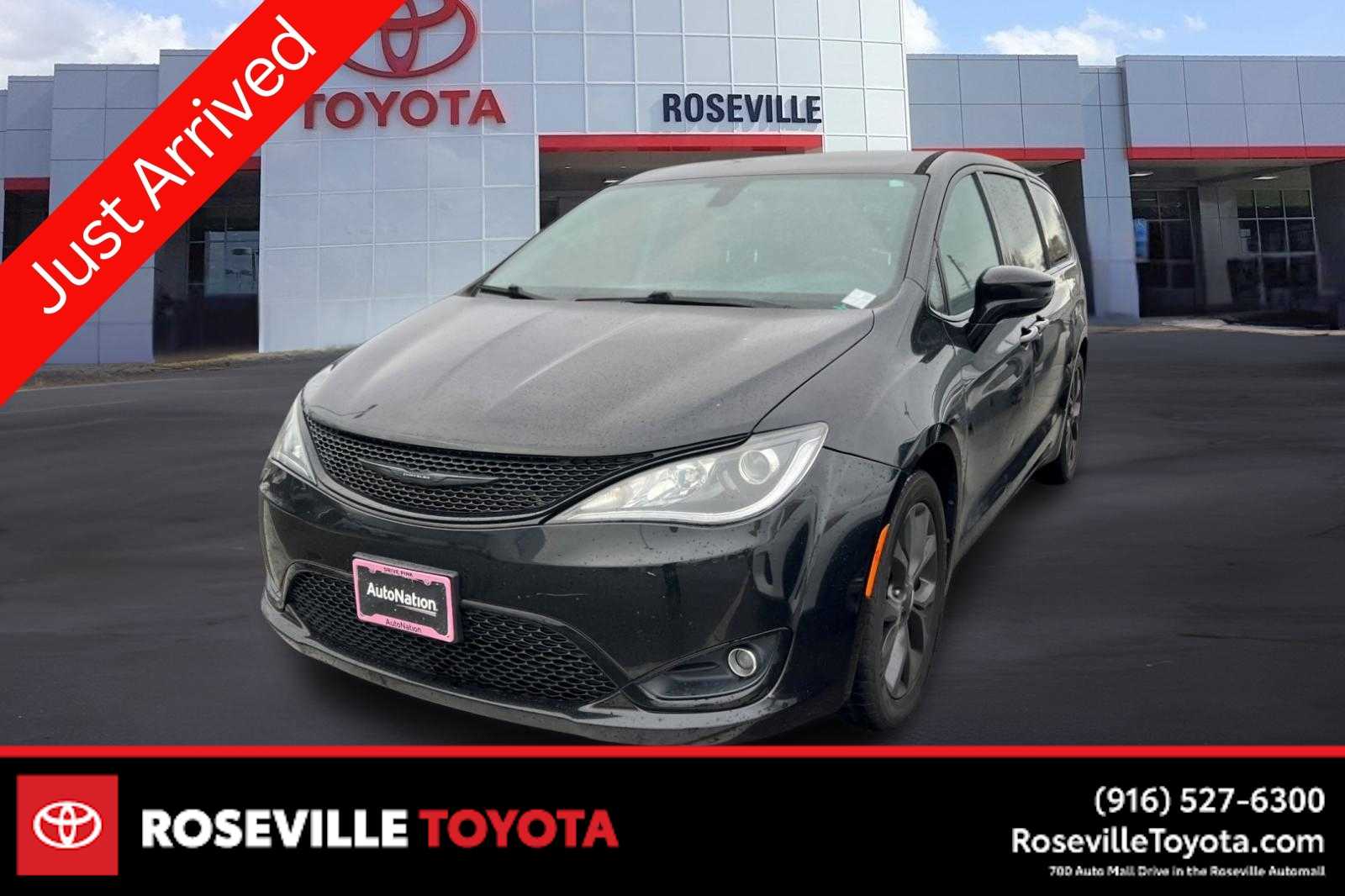 Thumbnail: 2019 Chrysler Pacifica - 1