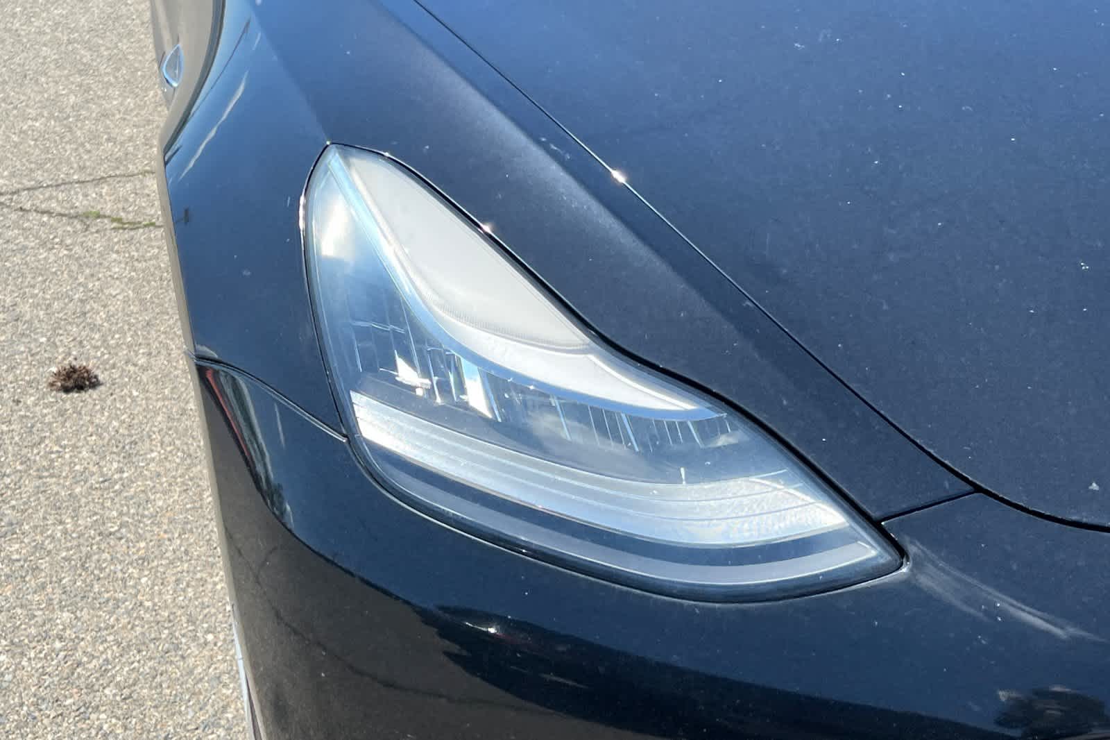 Thumbnail: 2019 Tesla Model 3 - 14