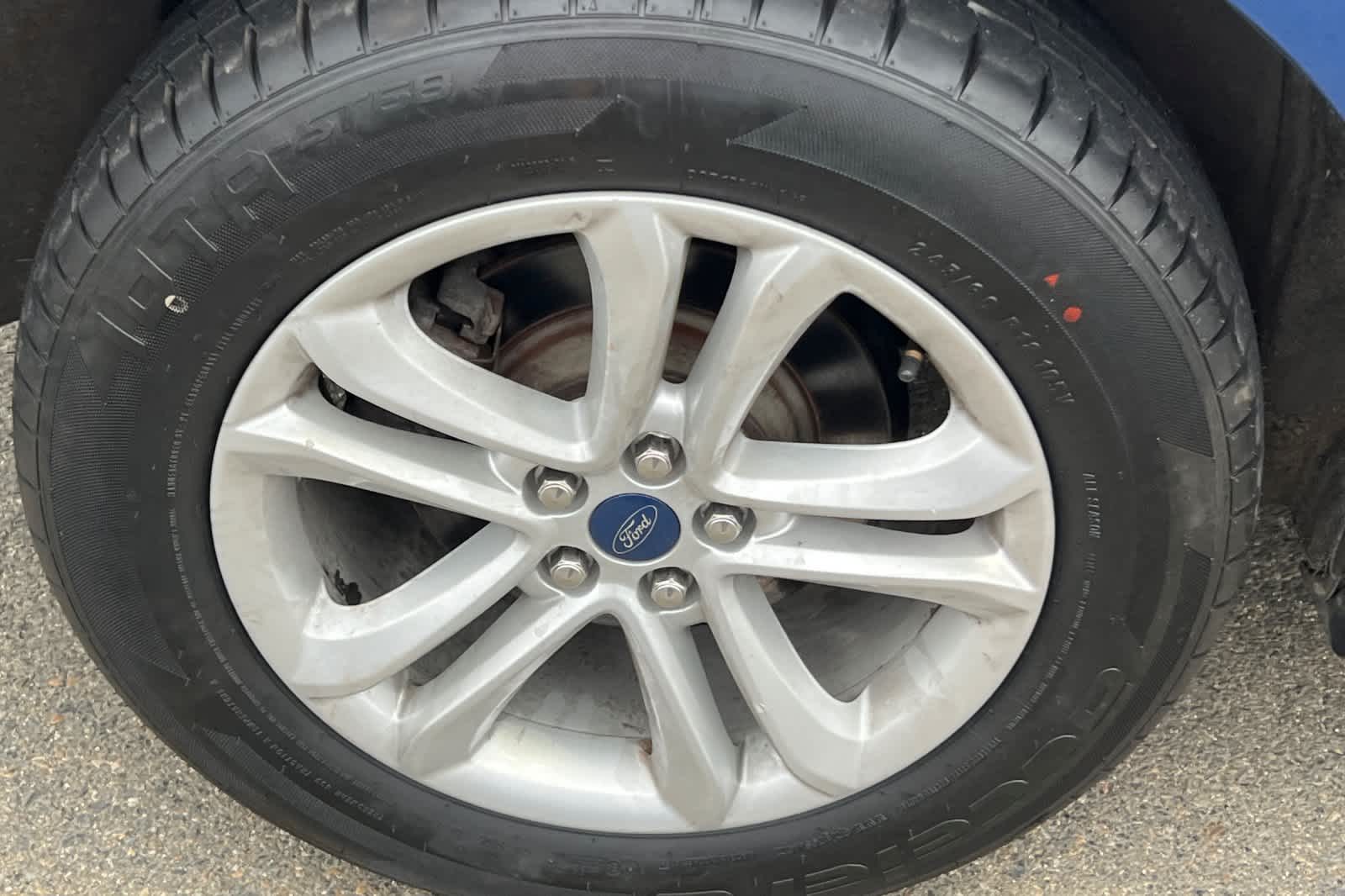 Thumbnail: 2020 Ford Edge - 14