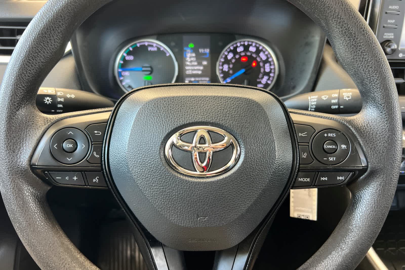Thumbnail: 2022 Toyota RAV4 - 24
