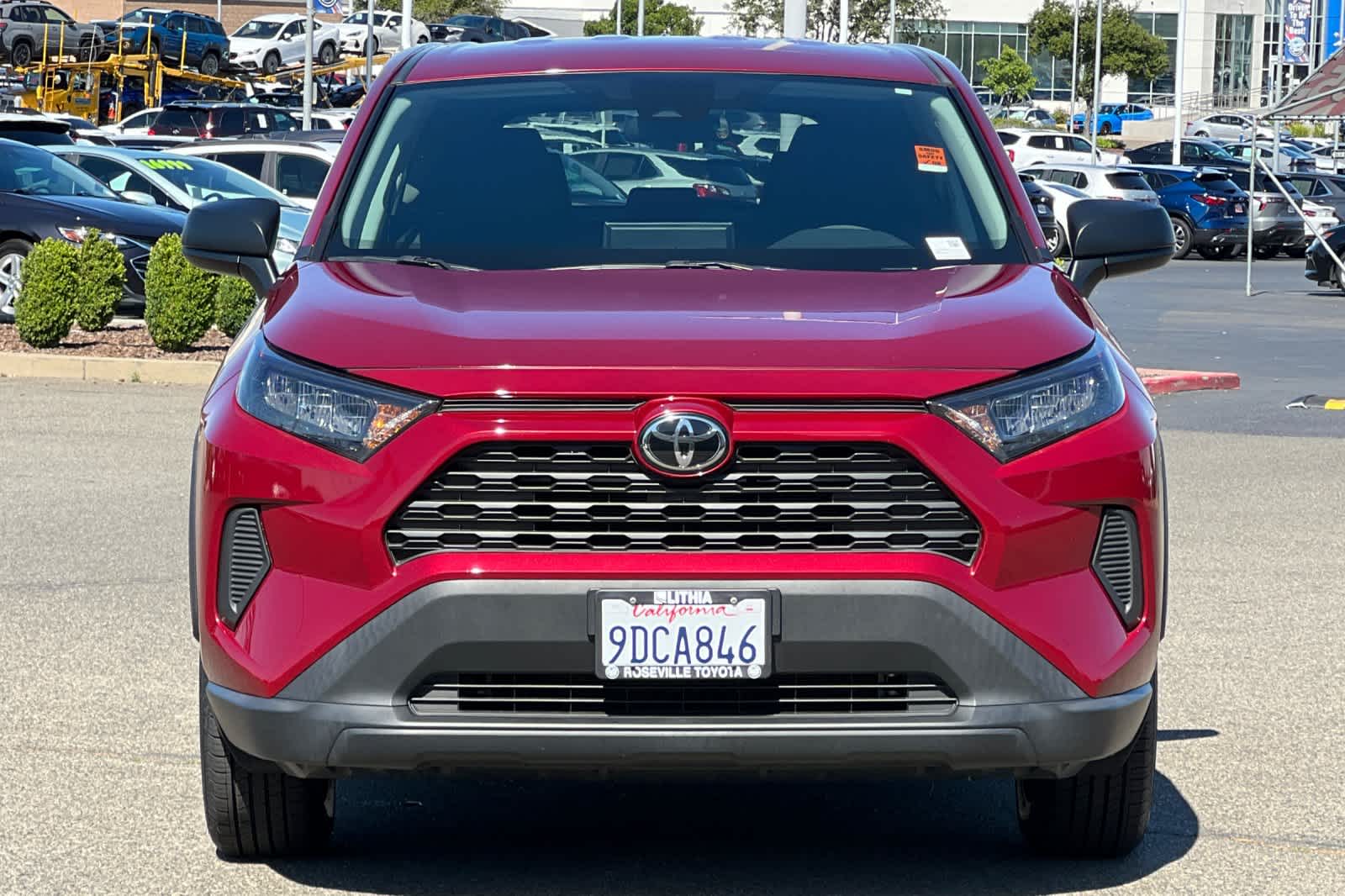 Thumbnail: 2022 Toyota RAV4 - 10