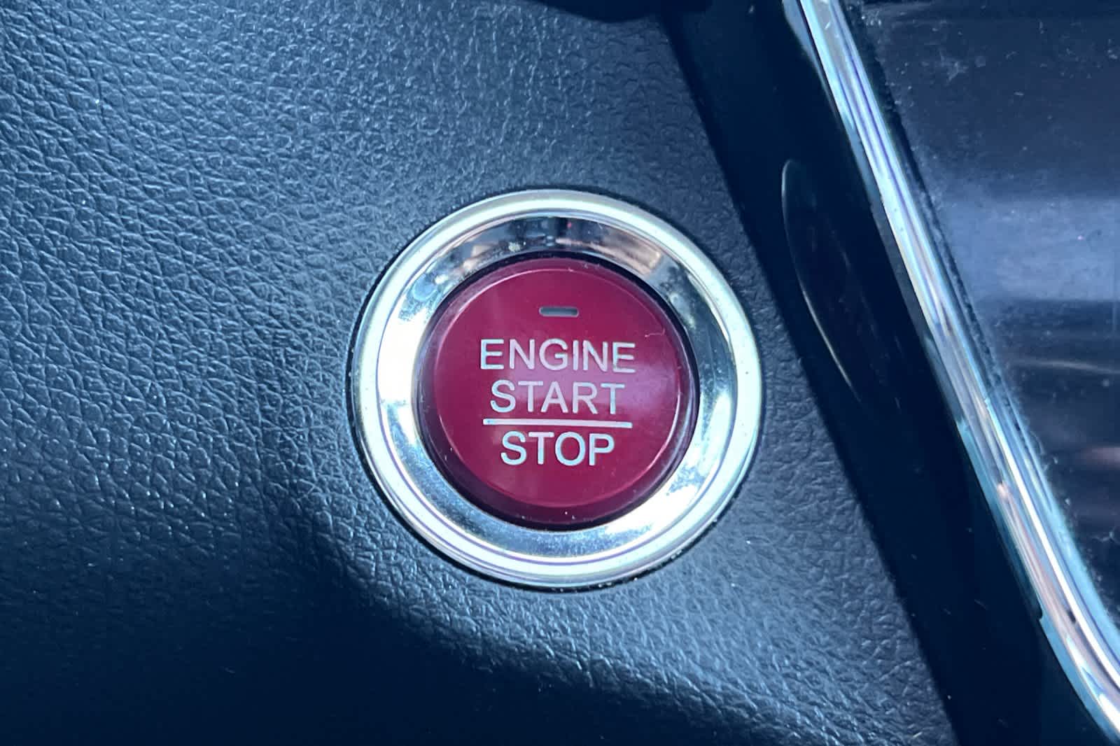 Thumbnail: 2017 Honda HR-V - 23