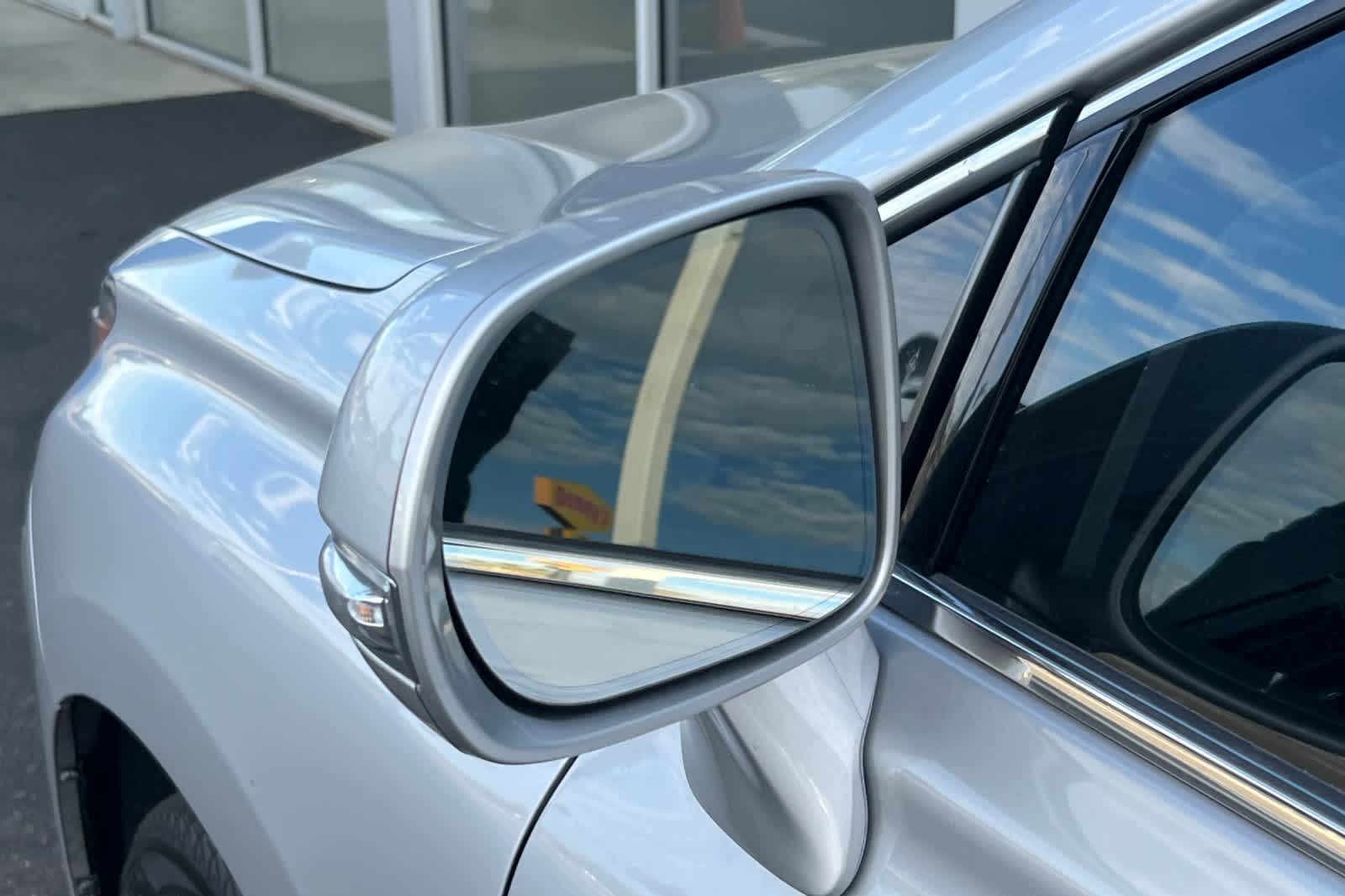 Thumbnail: 2012 Lexus RX - 8