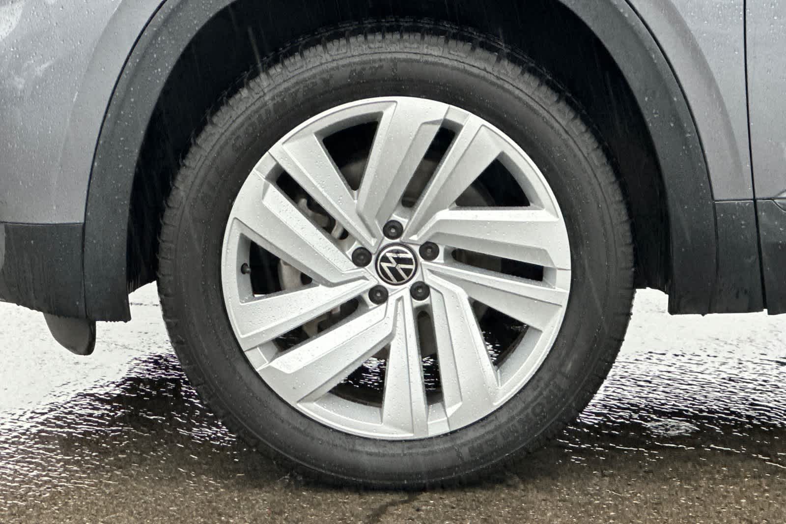 Thumbnail: 2021 Volkswagen Atlas - 31