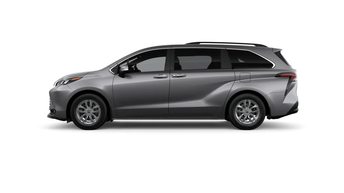 Thumbnail: 2026 Toyota Sienna - 3