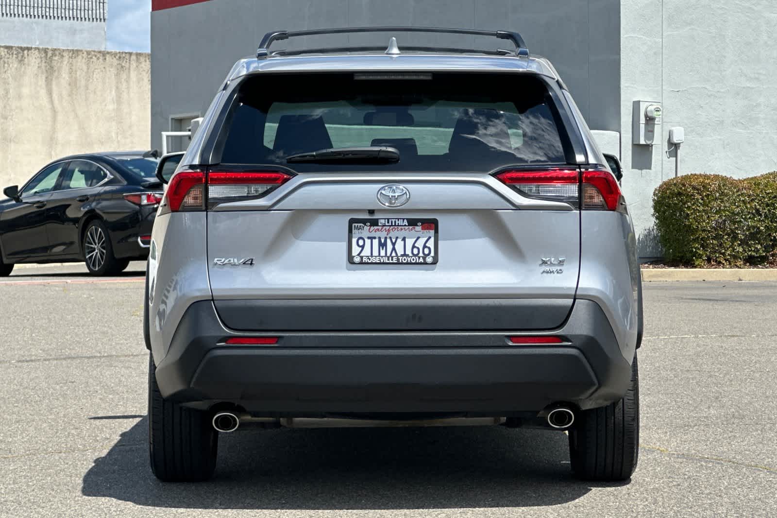 Thumbnail: 2025 Toyota RAV4 - 8