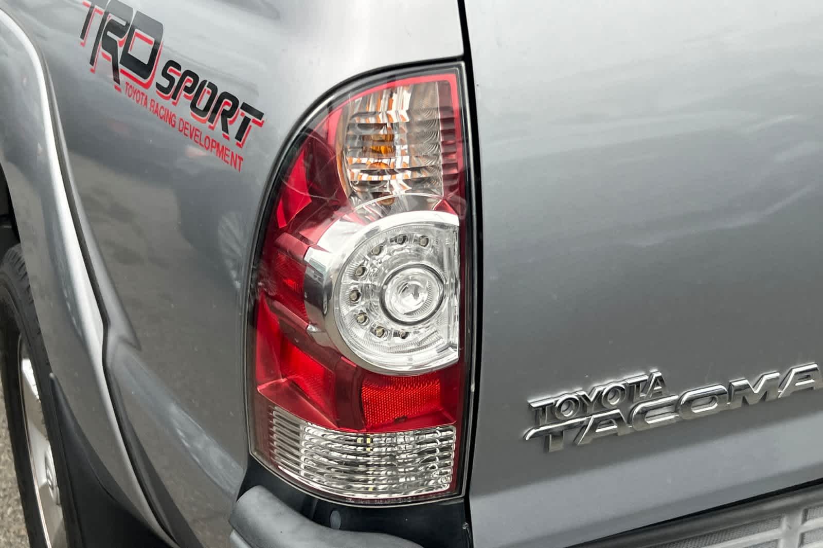 Thumbnail: 2015 Toyota Tacoma - 20