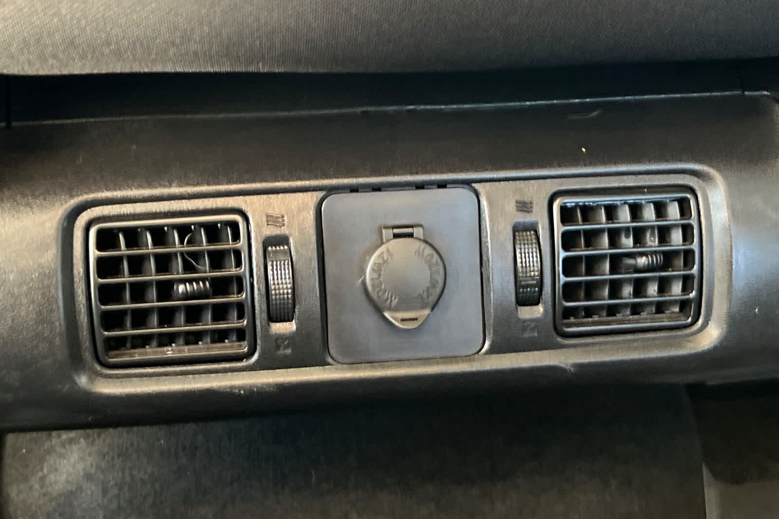 Thumbnail: 2019 Toyota Tundra - 14