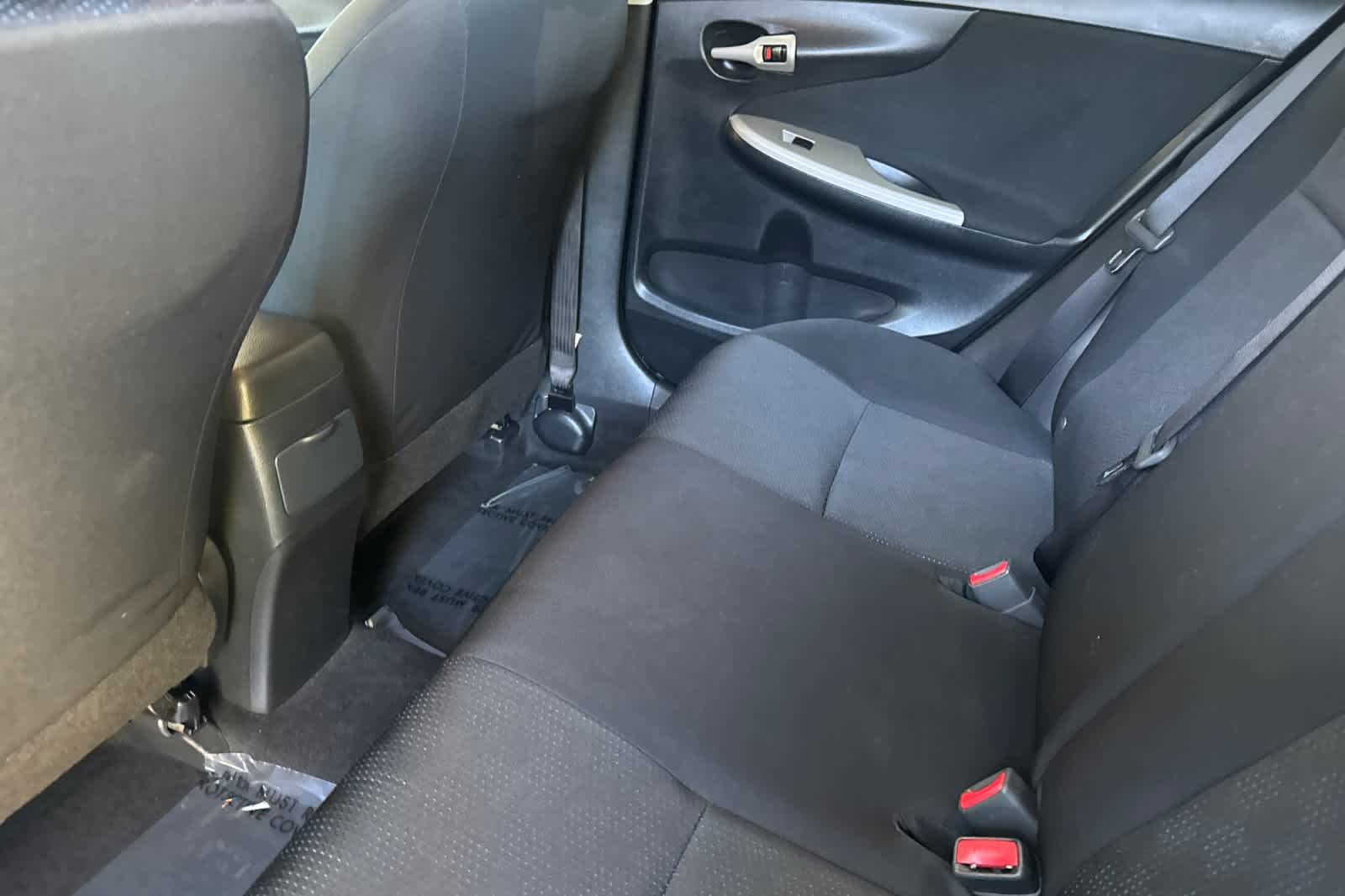 Thumbnail: 2010 Toyota Corolla - 4