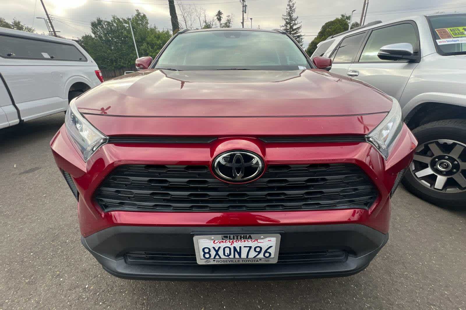 Thumbnail: 2021 Toyota RAV4 - 6