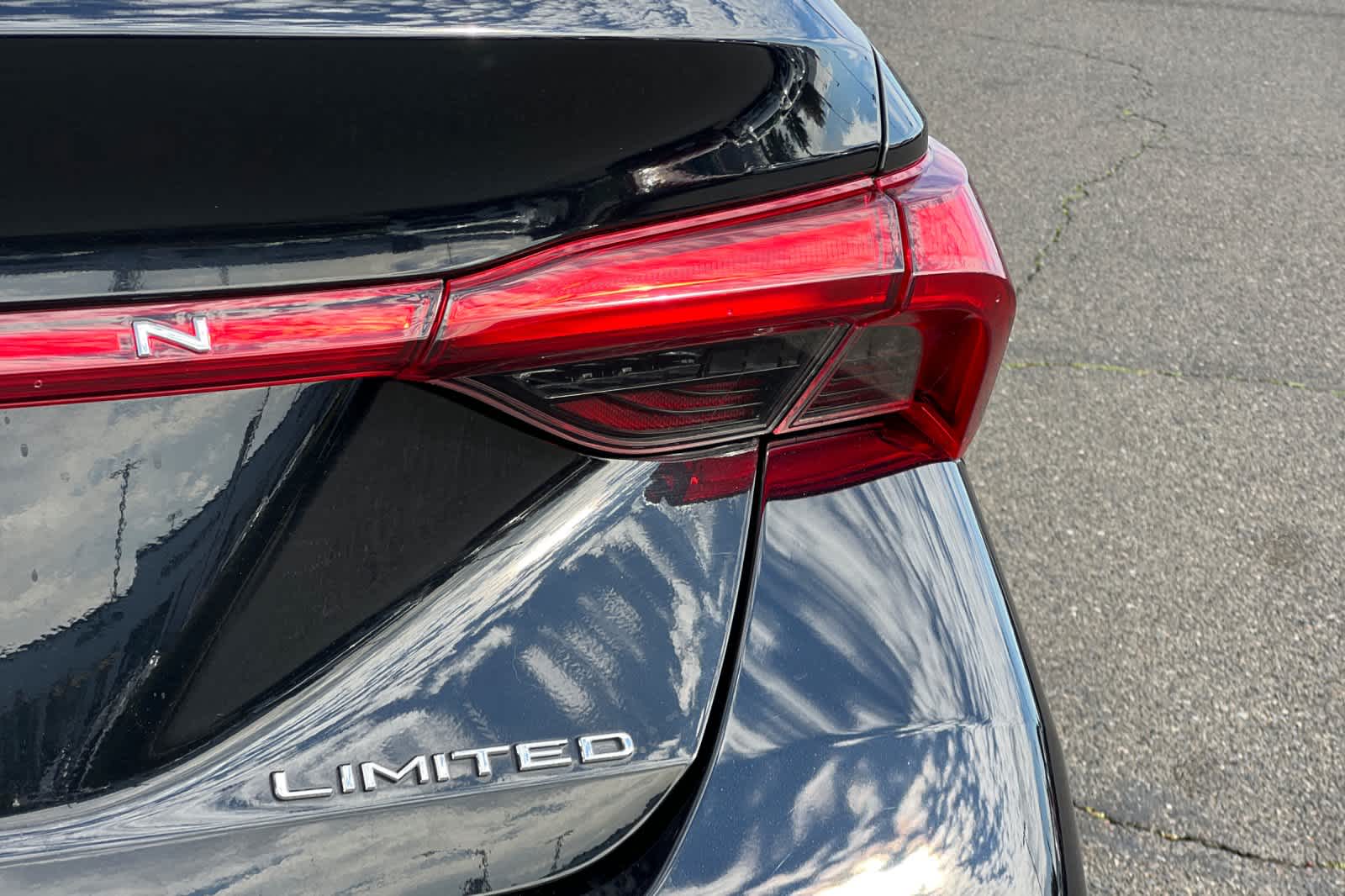 Thumbnail: 2022 Toyota Avalon - 28