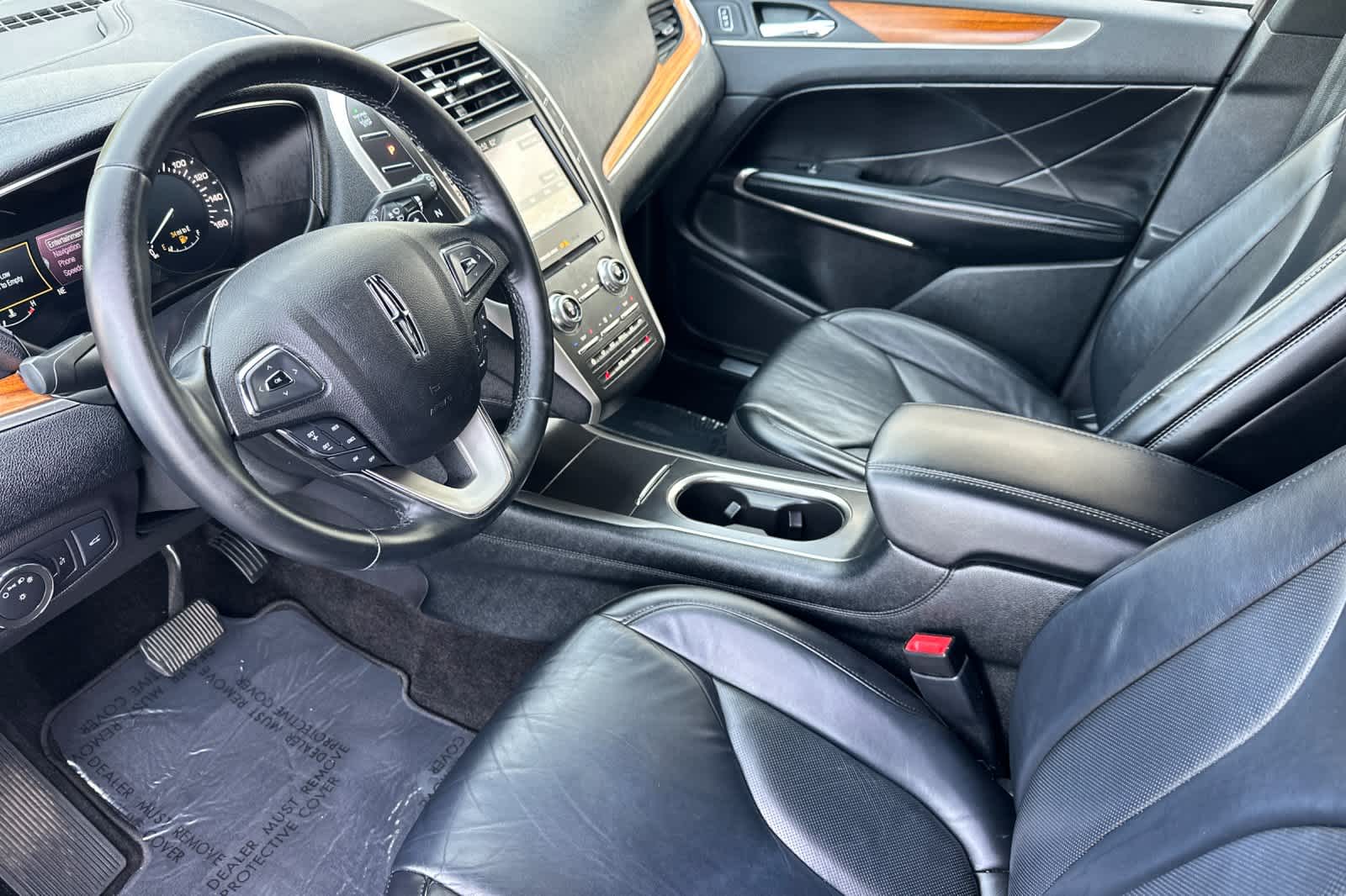 Thumbnail: 2017 Lincoln MKC - 11