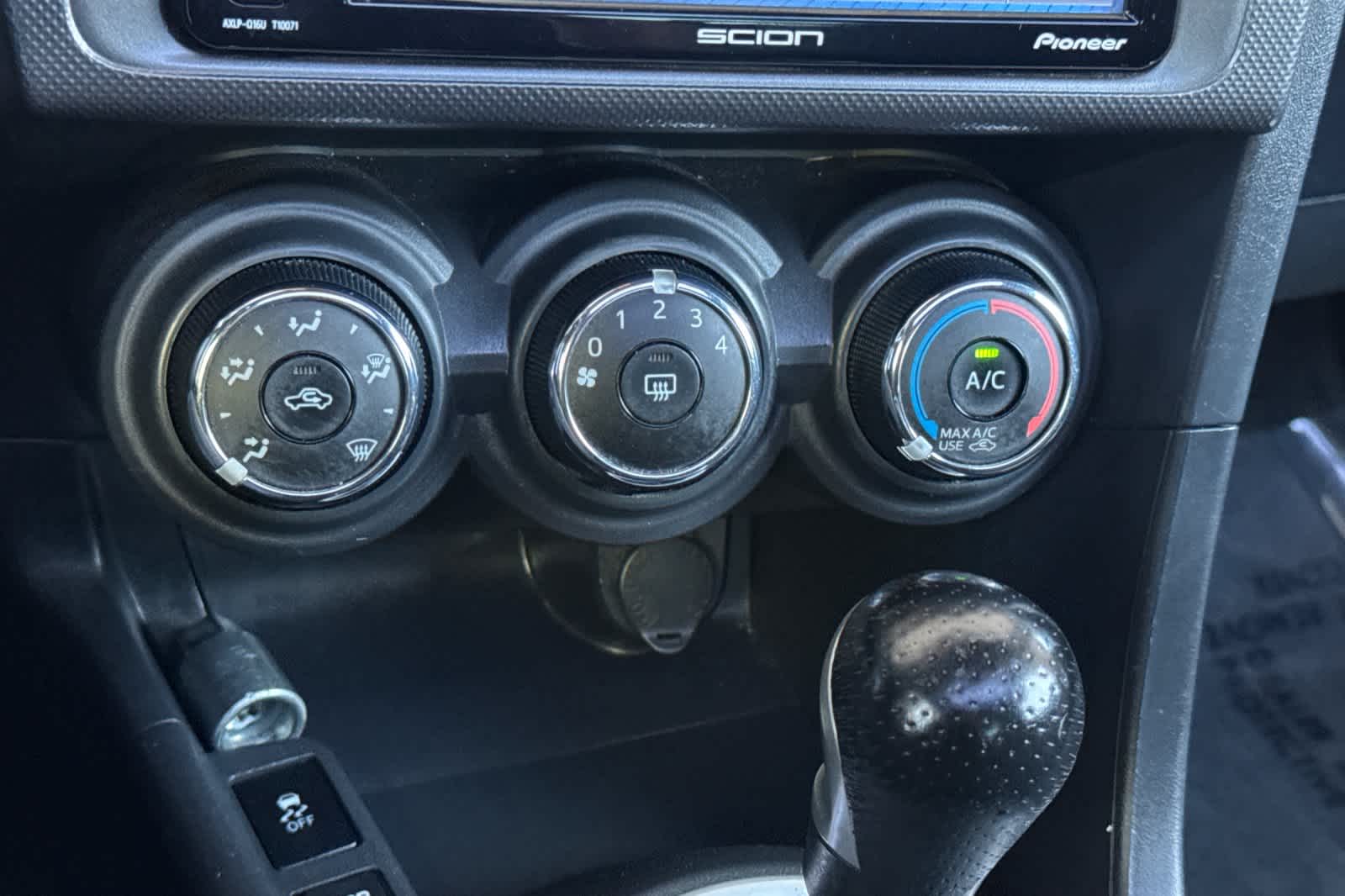 Thumbnail: 2016 Scion tC - 19
