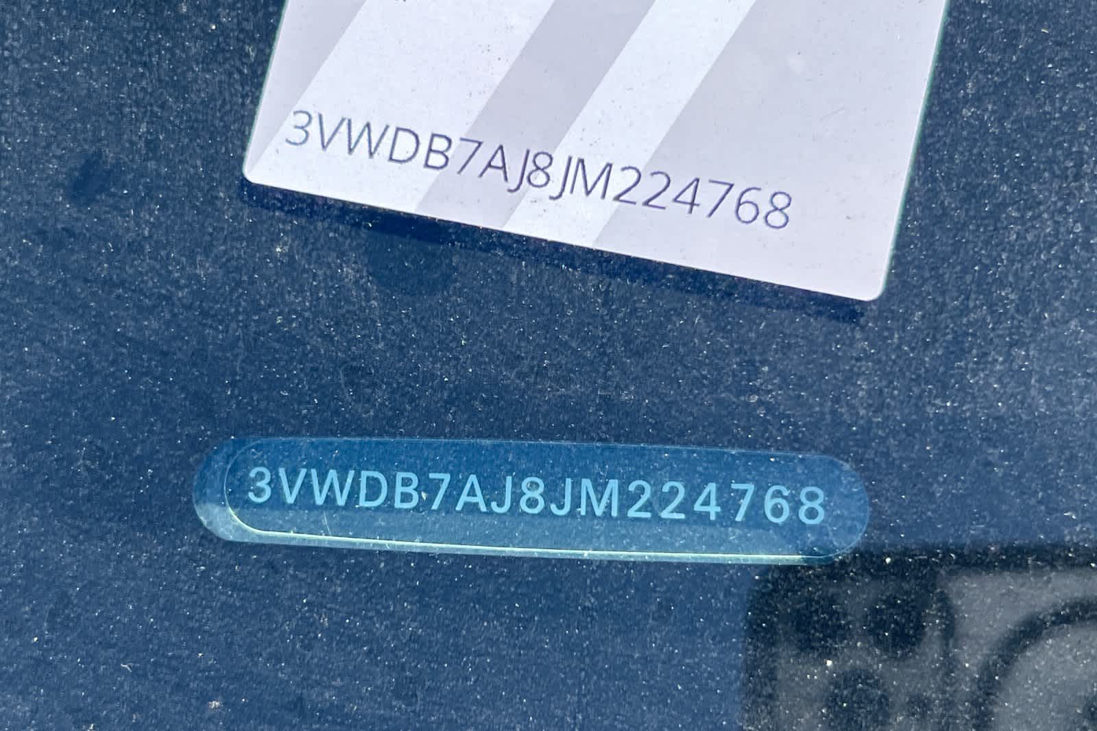 Thumbnail: 2018 Volkswagen Jetta - 23