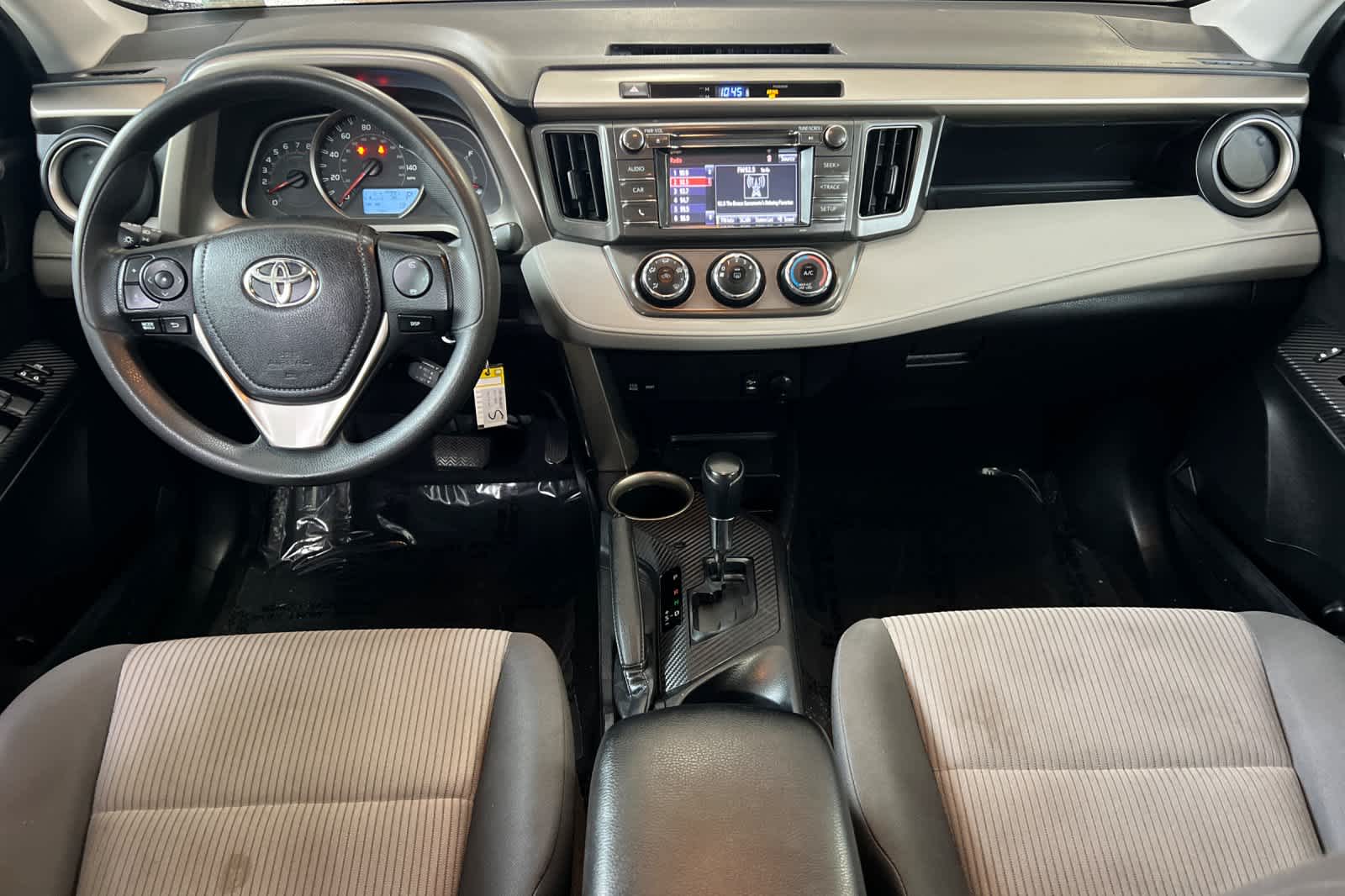 Thumbnail: 2015 Toyota RAV4 - 3