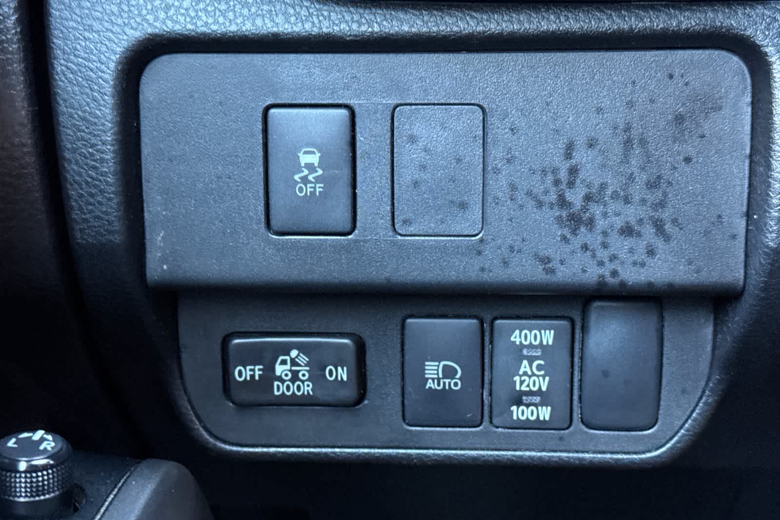 Thumbnail: 2023 Toyota Tacoma - 28