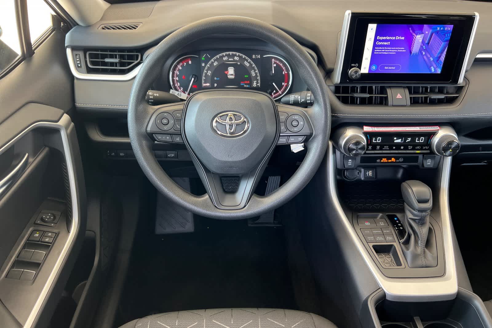 2025 Toyota RAV4 XLE 15