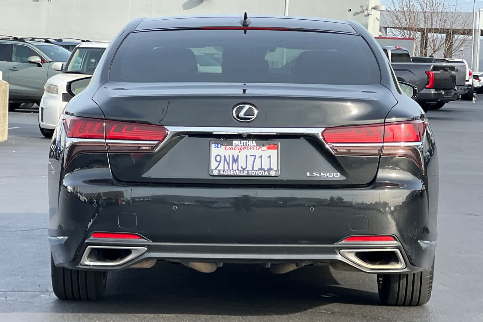 Thumbnail: 2018 Lexus LS - 8