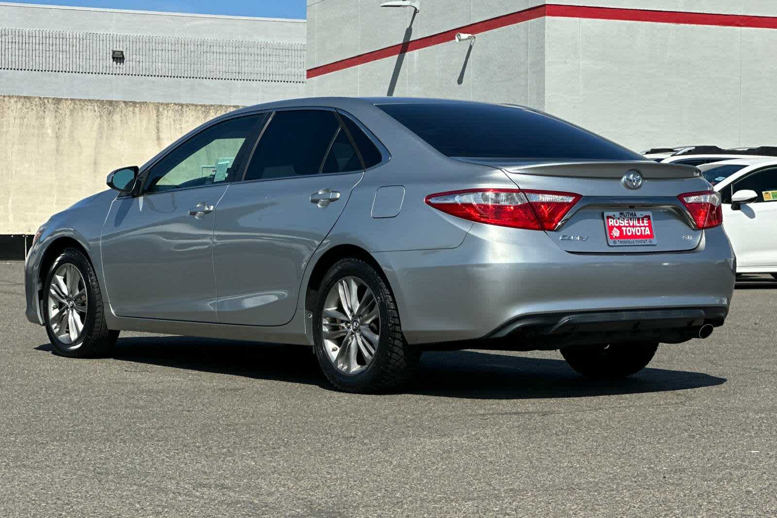 Thumbnail: 2015 Toyota Camry - 7