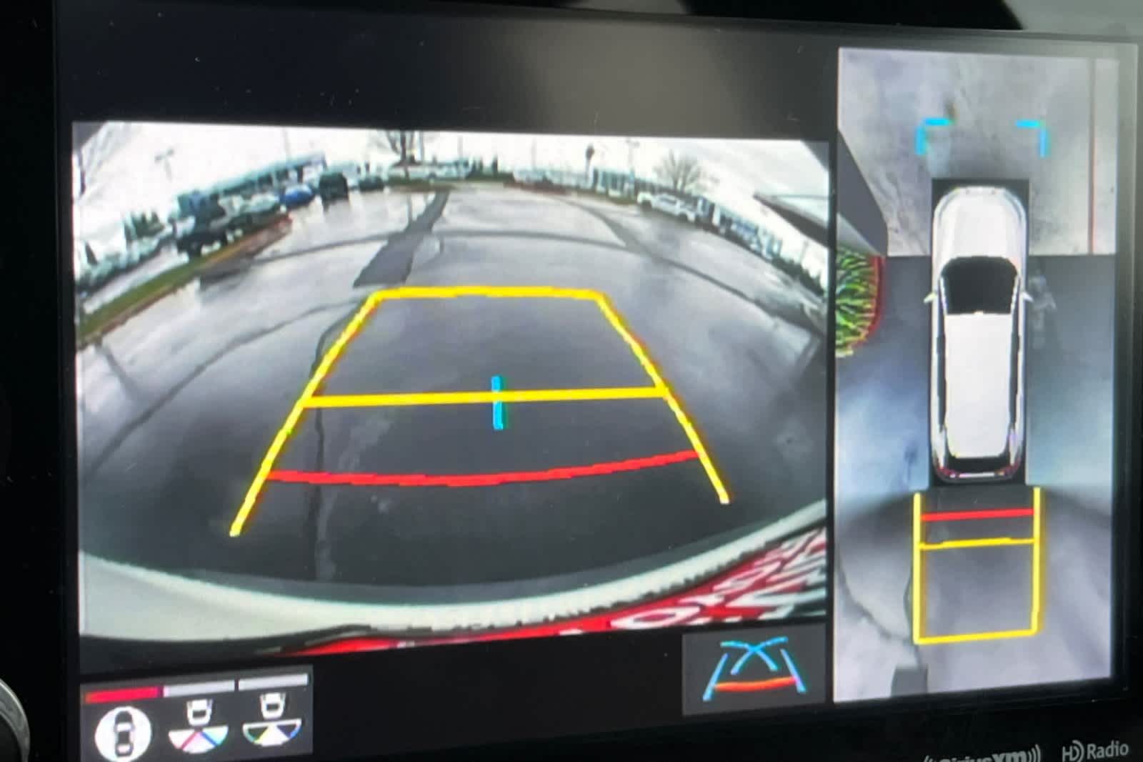 Thumbnail: 2022 Toyota RAV4 - 23