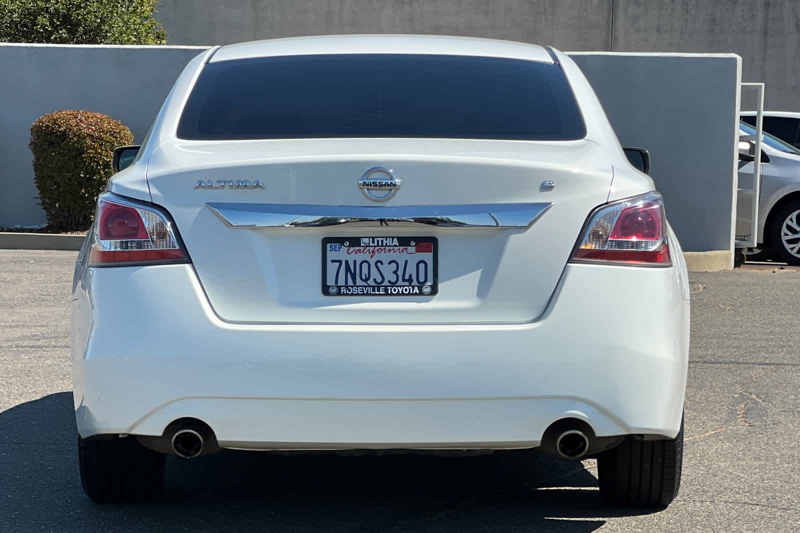 Thumbnail: 2015 Nissan Altima - 8