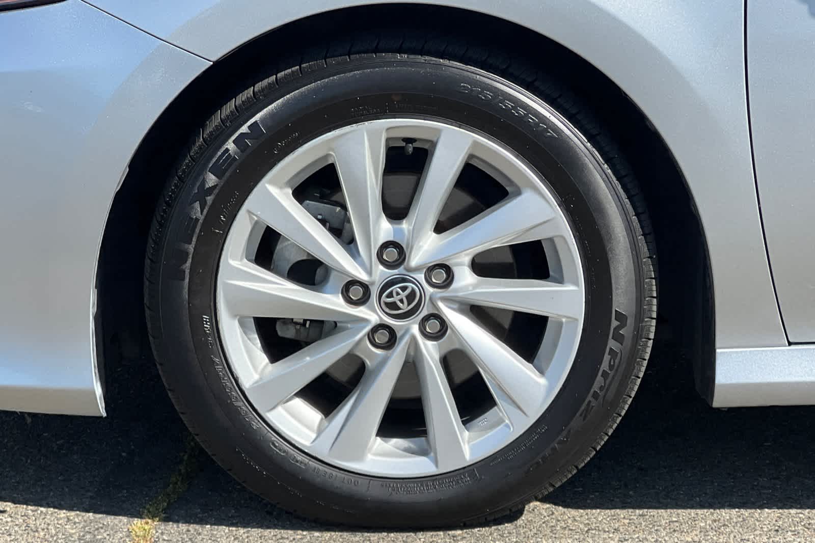 Thumbnail: 2023 Toyota Camry - 28