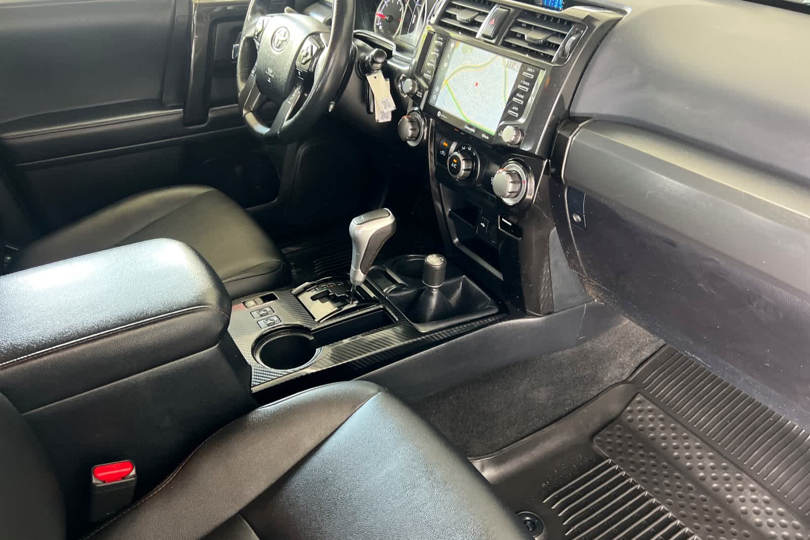 Thumbnail: 2023 Toyota 4Runner - 17