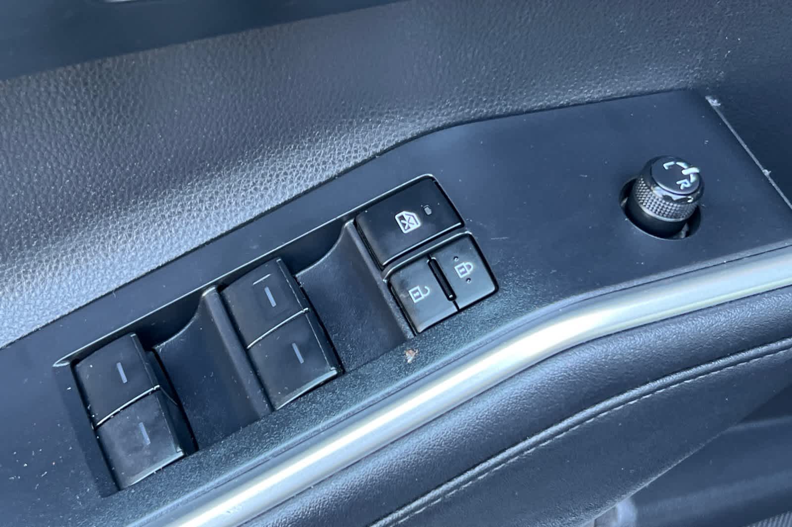 Thumbnail: 2024 Toyota Highlander - 13