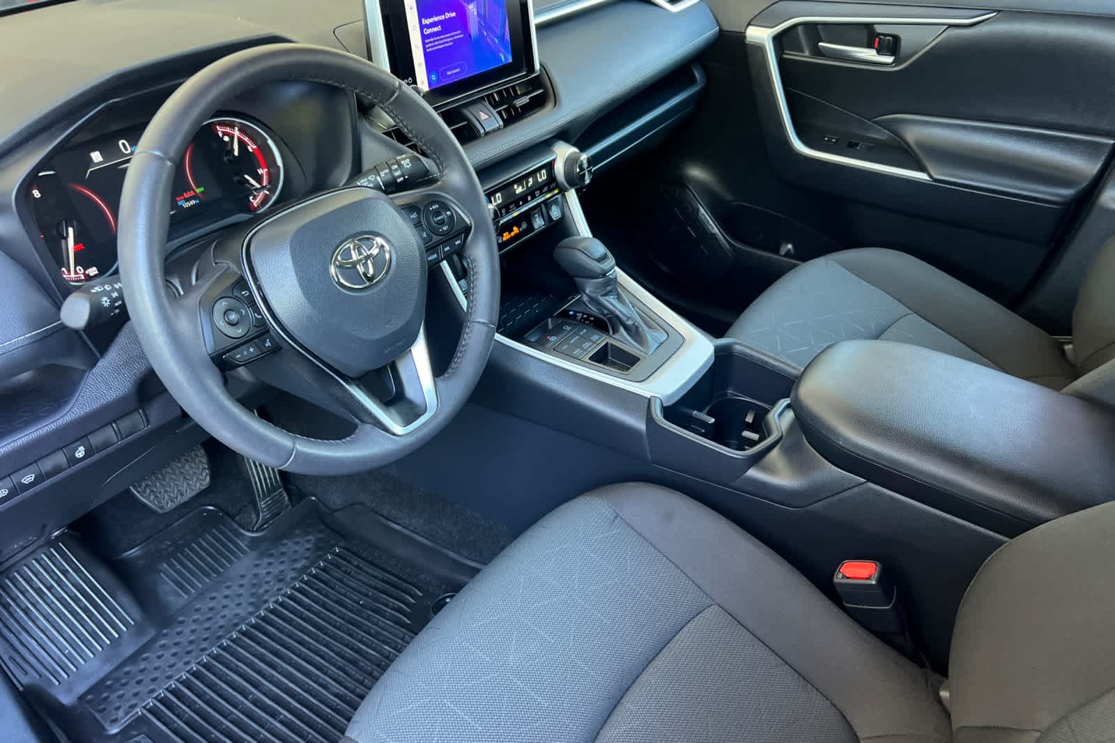 Thumbnail: 2025 Toyota RAV4 - 11