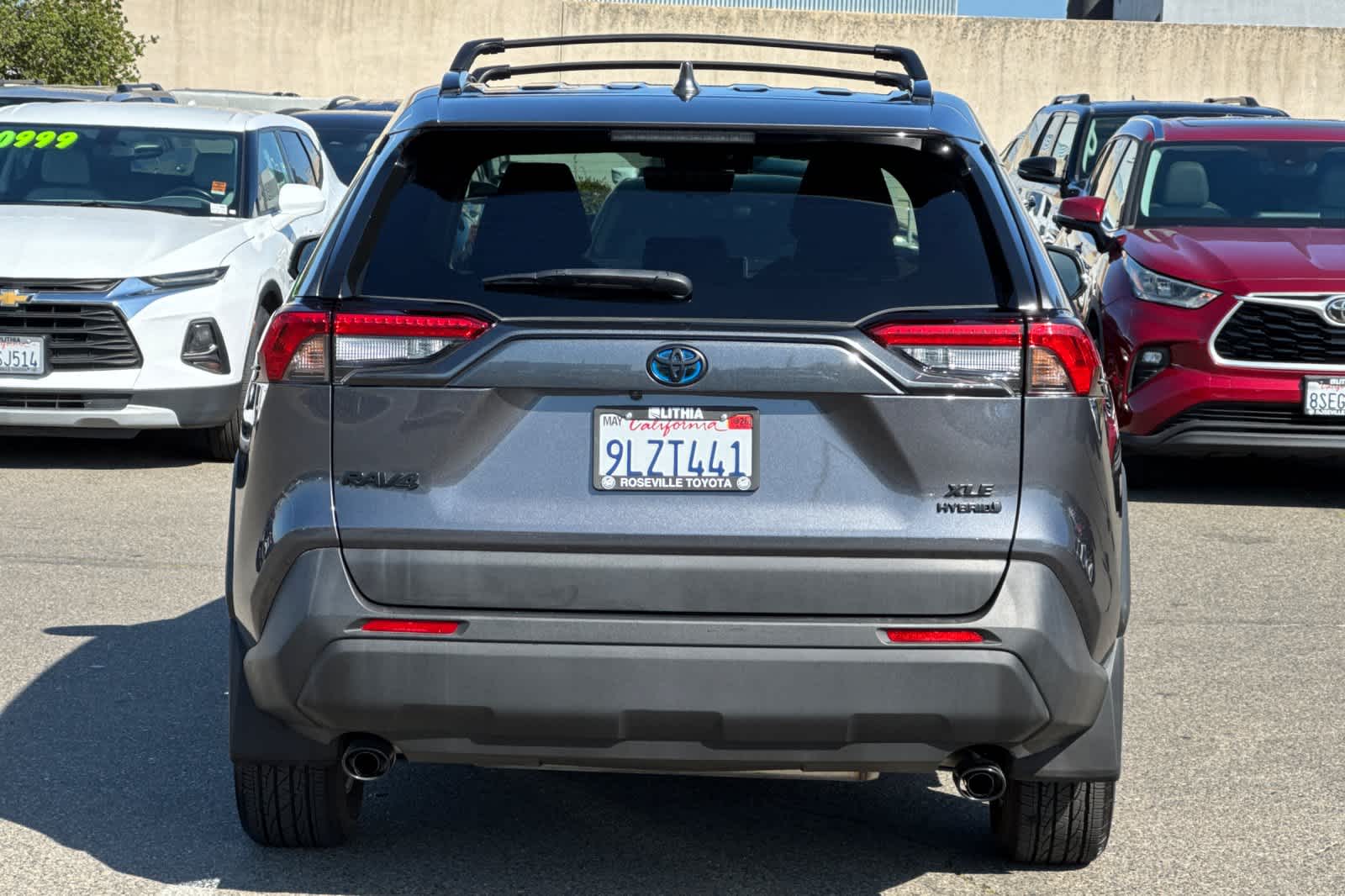 Thumbnail: 2024 Toyota RAV4 - 8