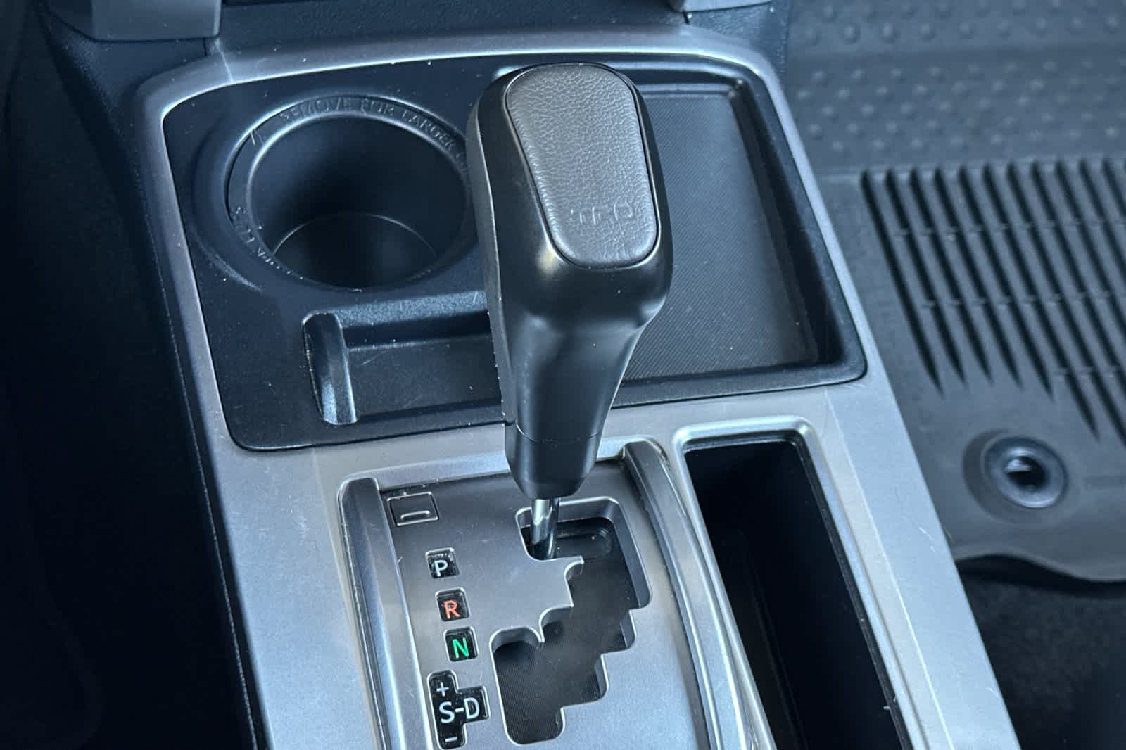 Thumbnail: 2022 Toyota 4Runner - 23