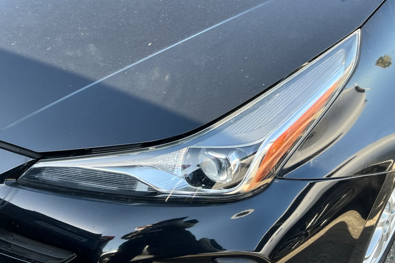 2020 Toyota Prius L Eco 20