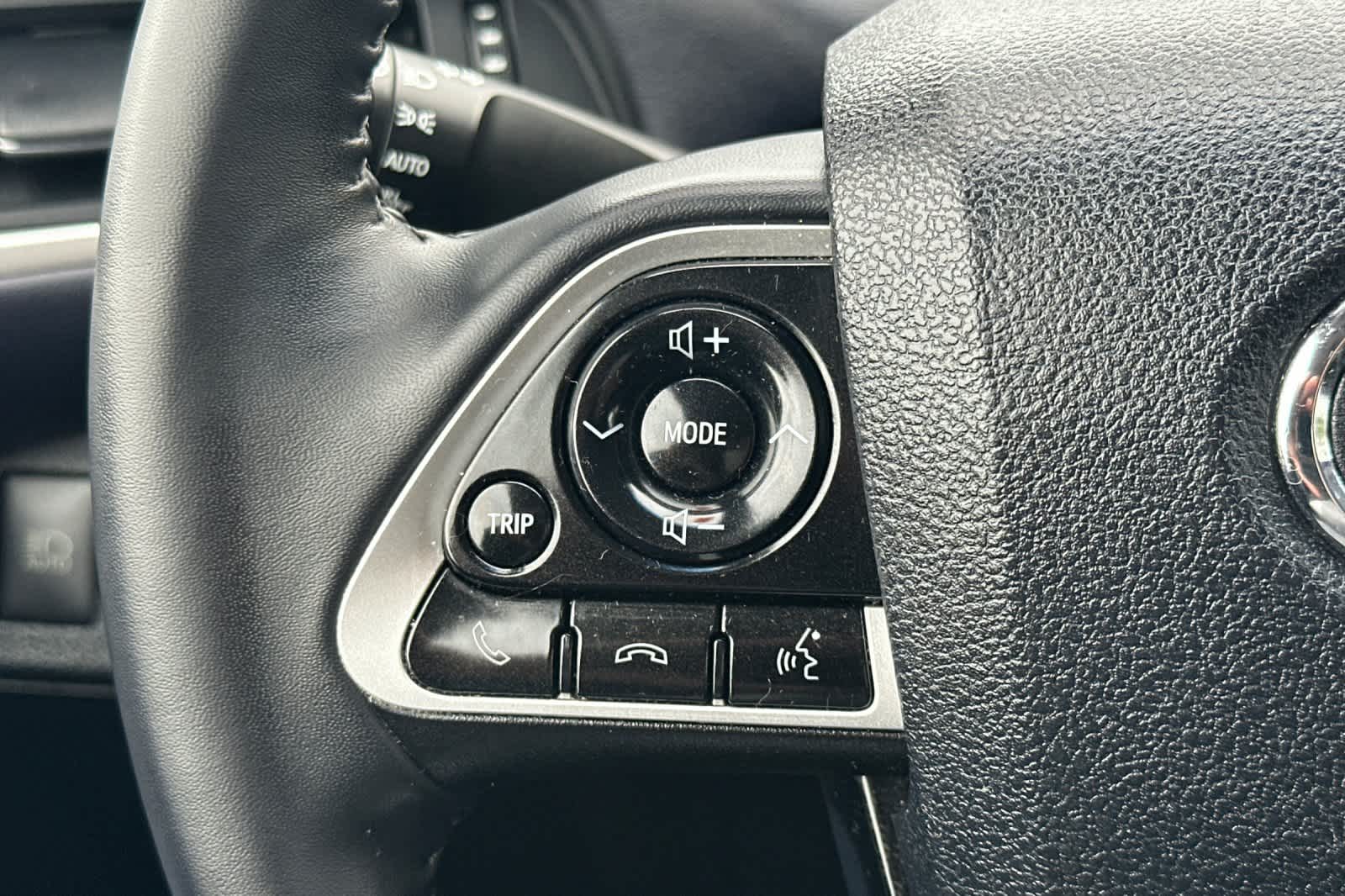 Thumbnail: 2018 Toyota Mirai - 26