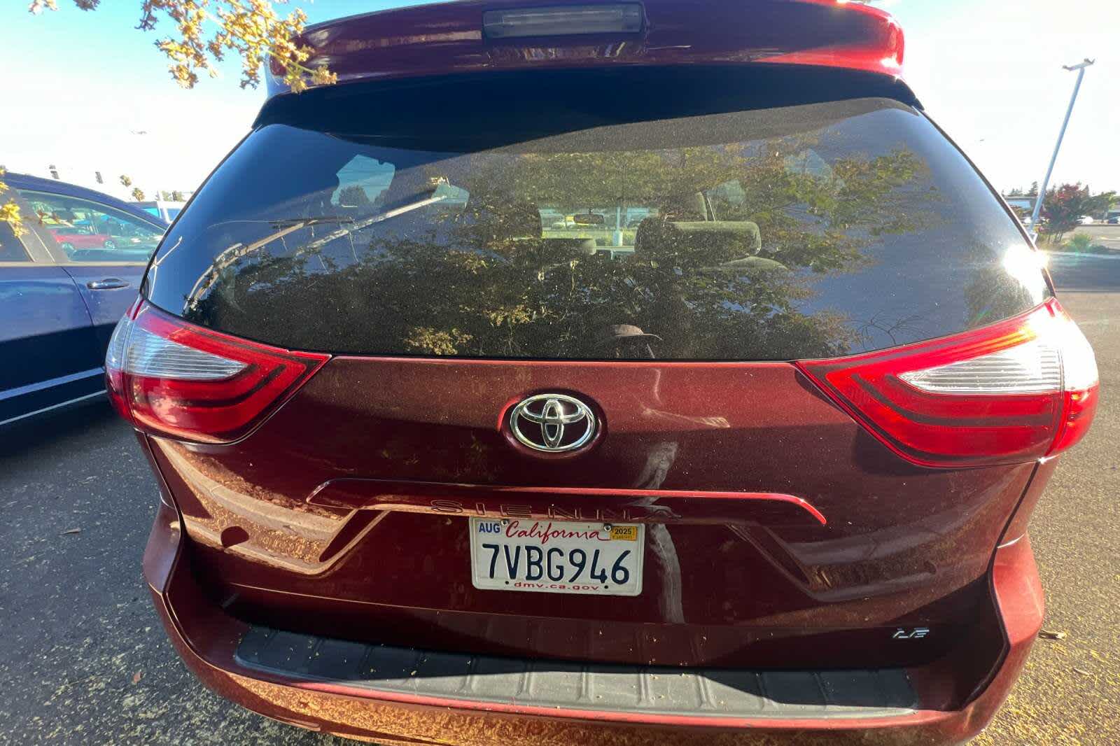 Thumbnail: 2016 Toyota Sienna - 5