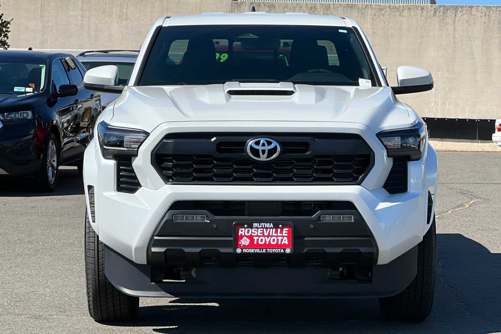 2024 Toyota Tacoma TRD Sport 10