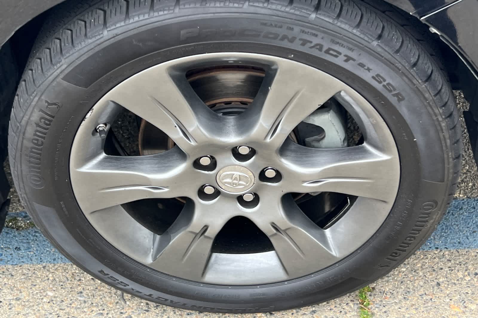 Thumbnail: 2015 Toyota Sienna - 12