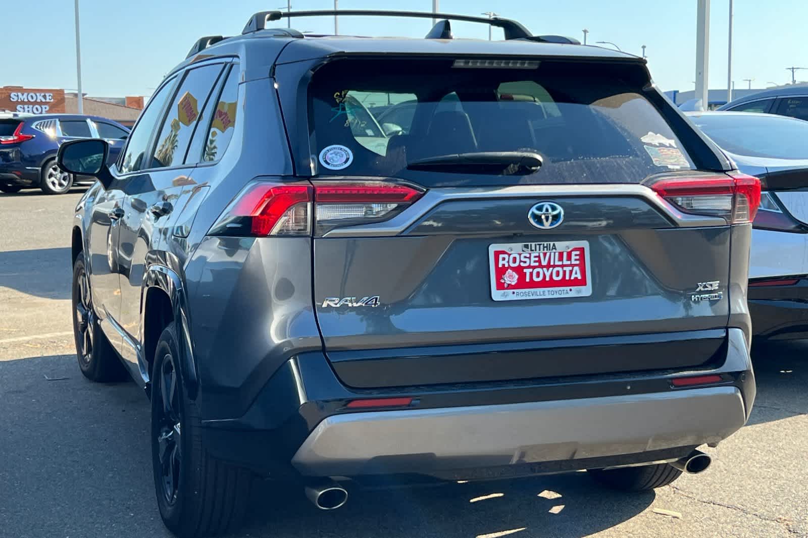 Thumbnail: 2020 Toyota RAV4 - 4