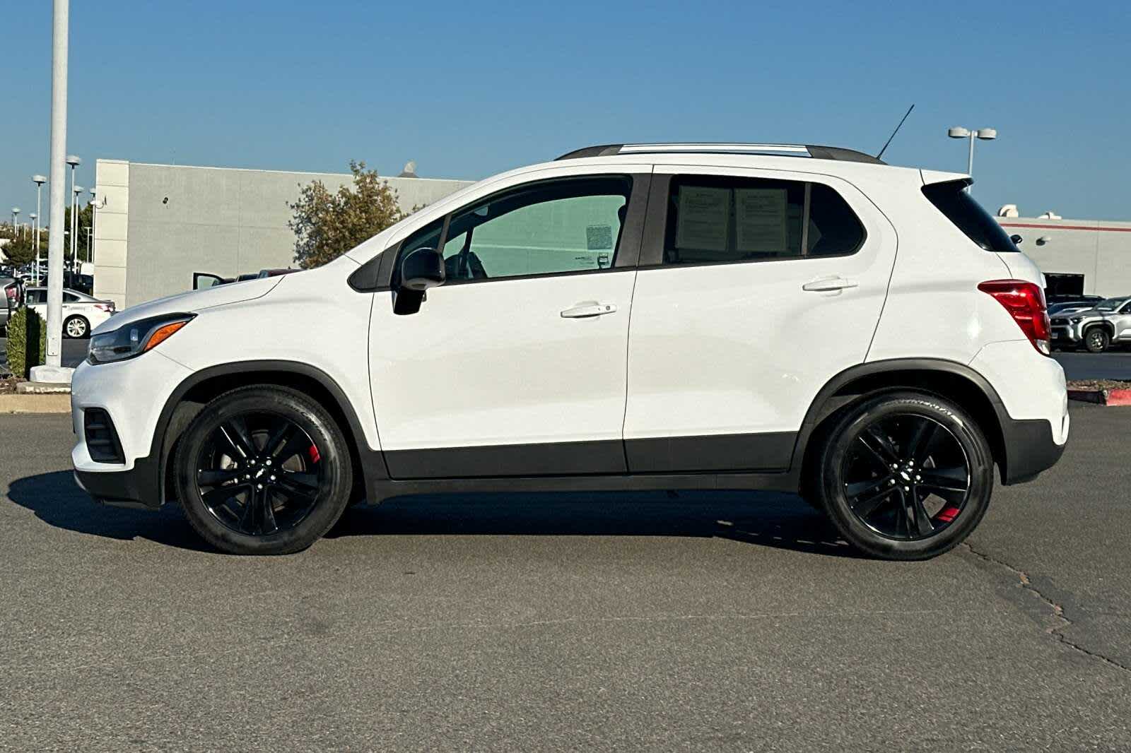 Thumbnail: 2020 Chevrolet Trax - 9
