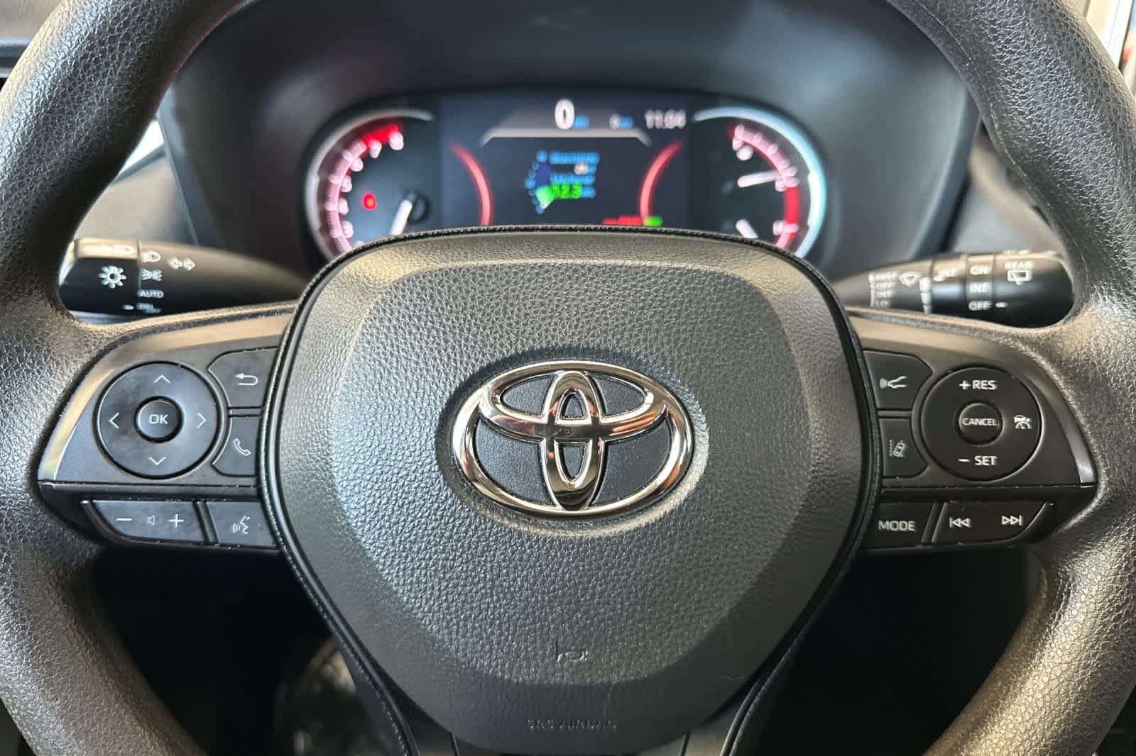 Thumbnail: 2023 Toyota RAV4 - 25