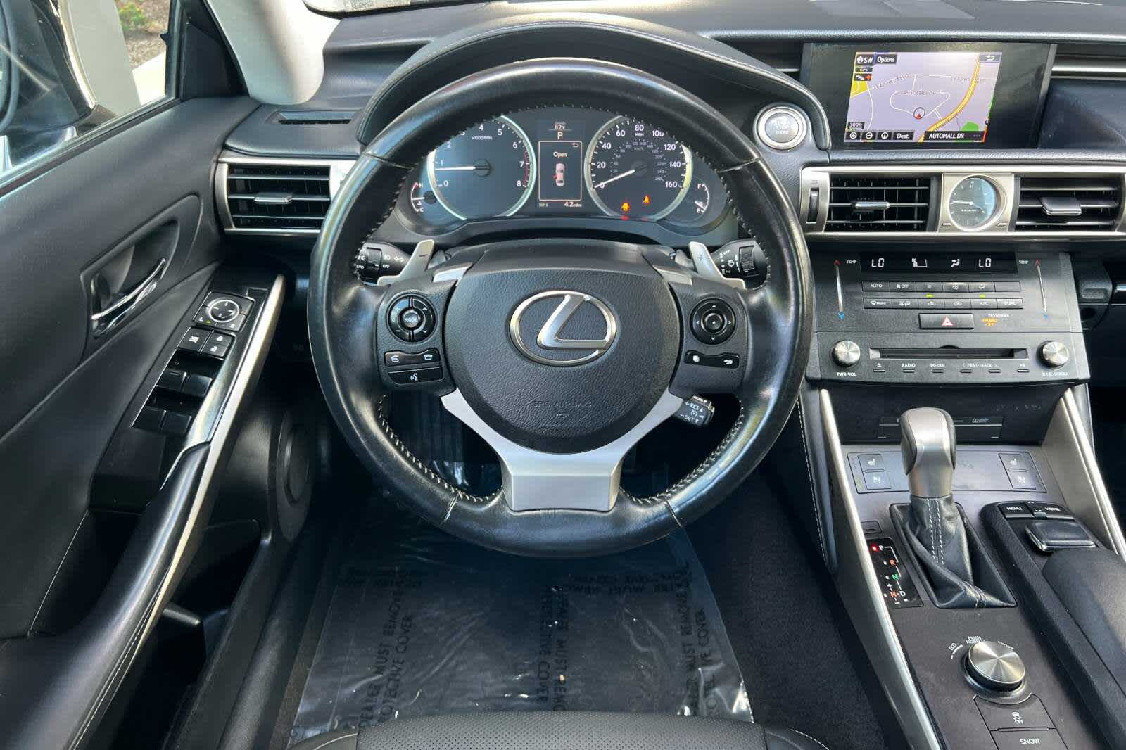 Thumbnail: 2015 Lexus IS - 14