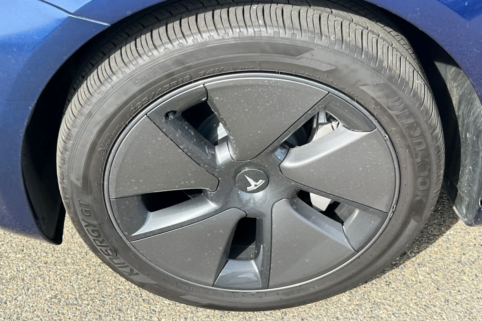 Thumbnail: 2023 Tesla Model 3 - 10