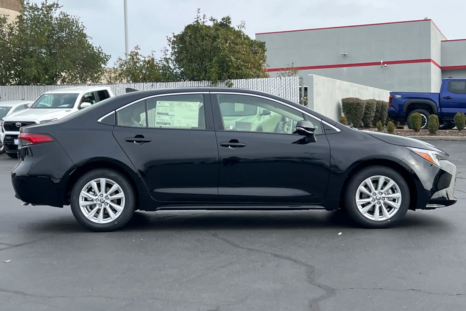 Thumbnail: 2026 Toyota Corolla - 8