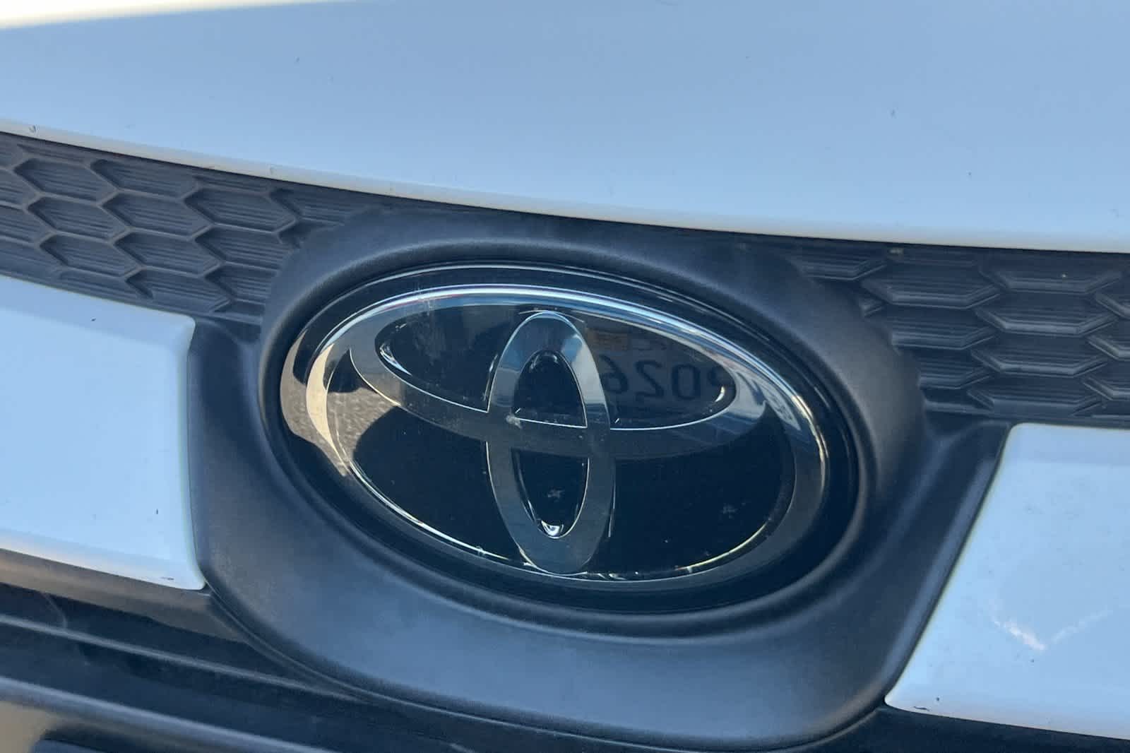 Thumbnail: 2023 Toyota Corolla - 10