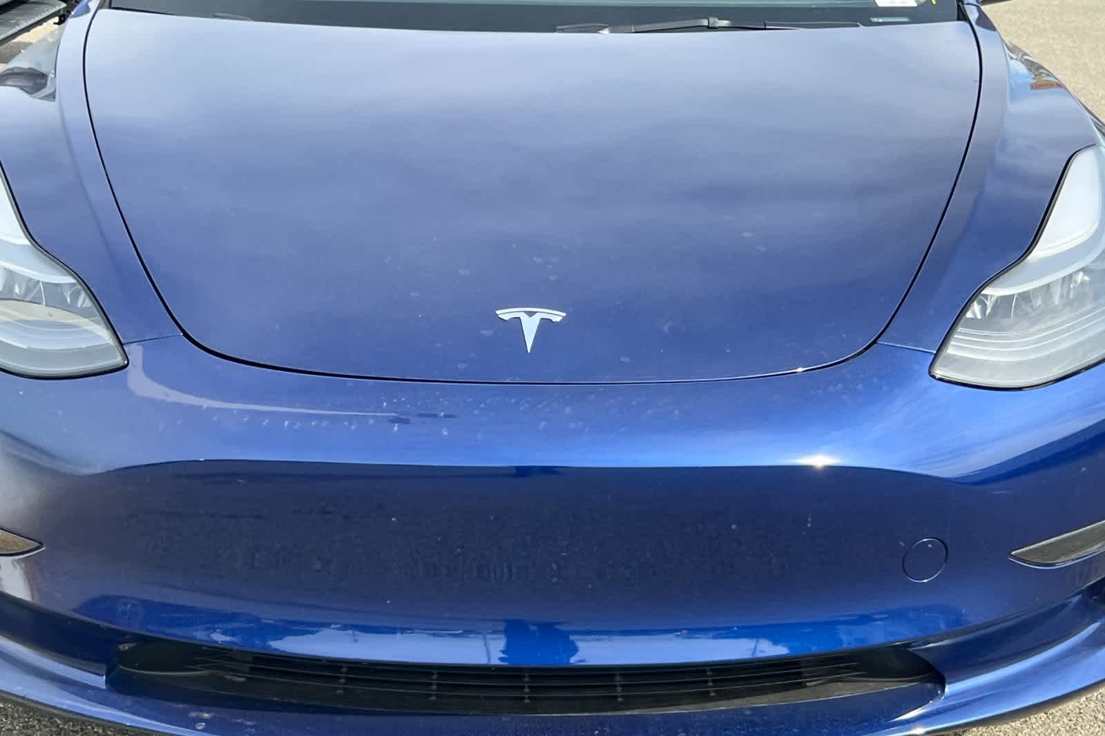 Thumbnail: 2023 Tesla Model 3 - 12