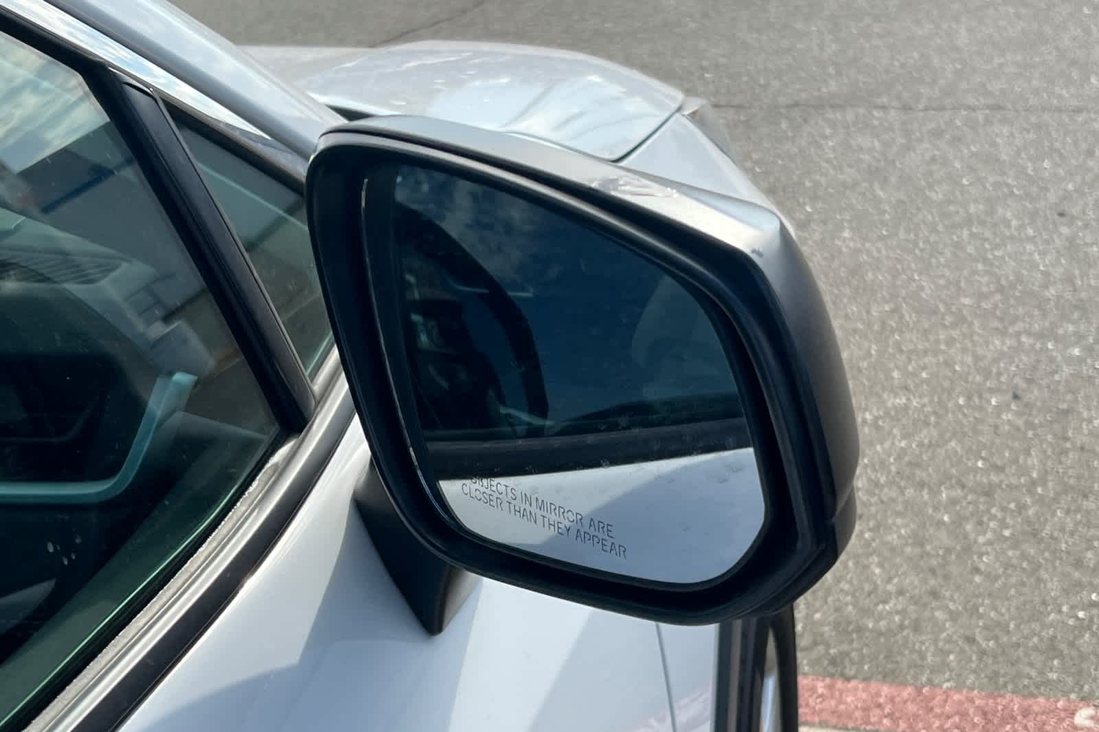 Thumbnail: 2021 Toyota RAV4 - 16
