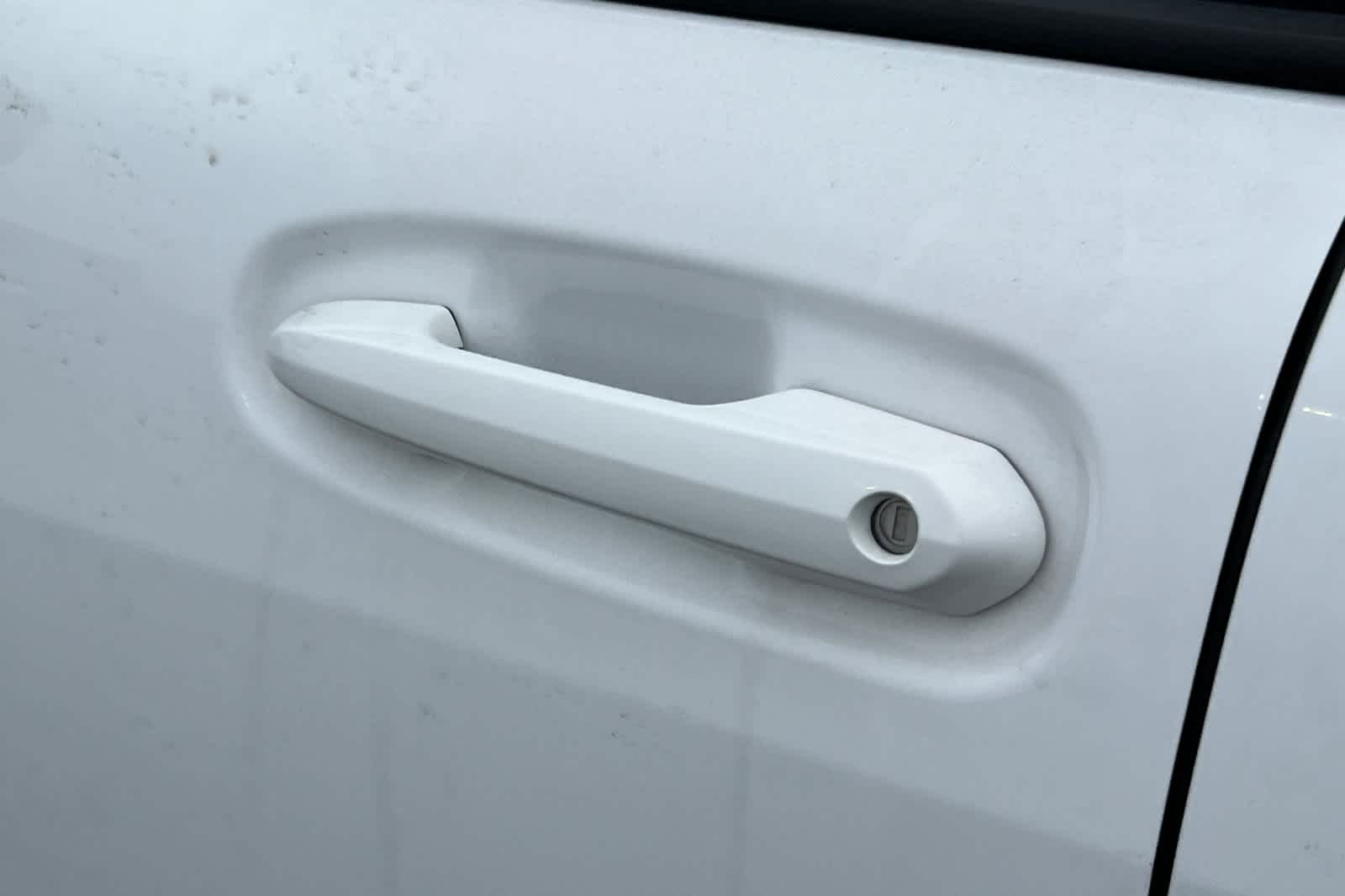 Thumbnail: 2021 Toyota Sienna - 17