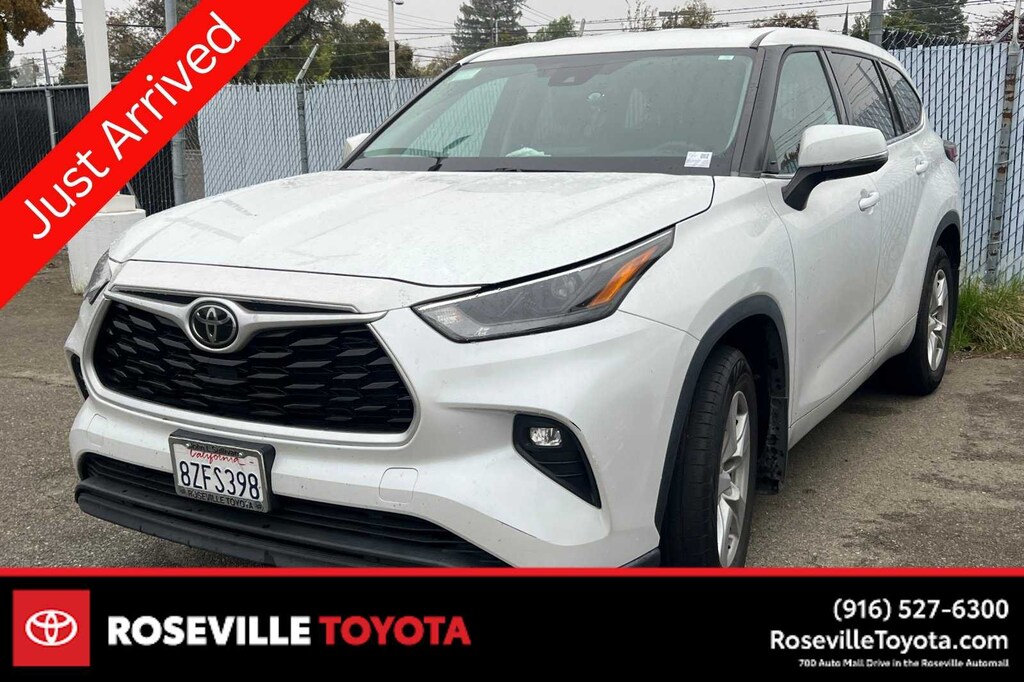 Used 2022 Toyota Highlander LE SUV