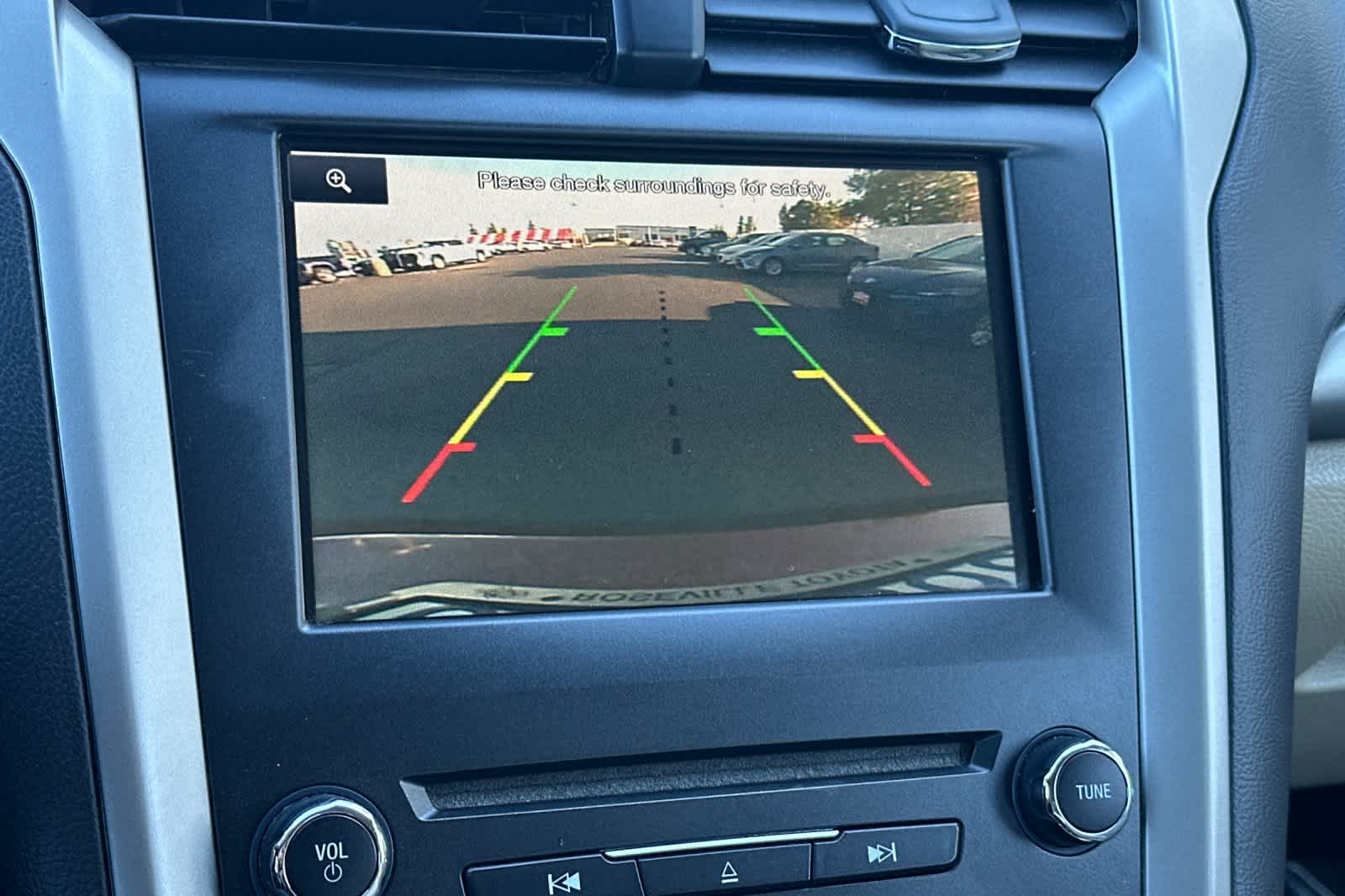 Thumbnail: 2016 Ford Fusion - 20