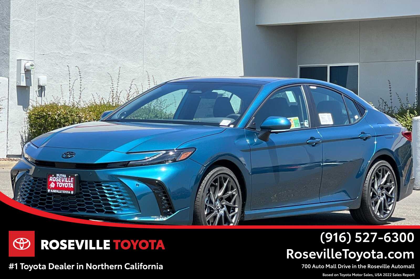 2025 Toyota Camry XSE Hero Image