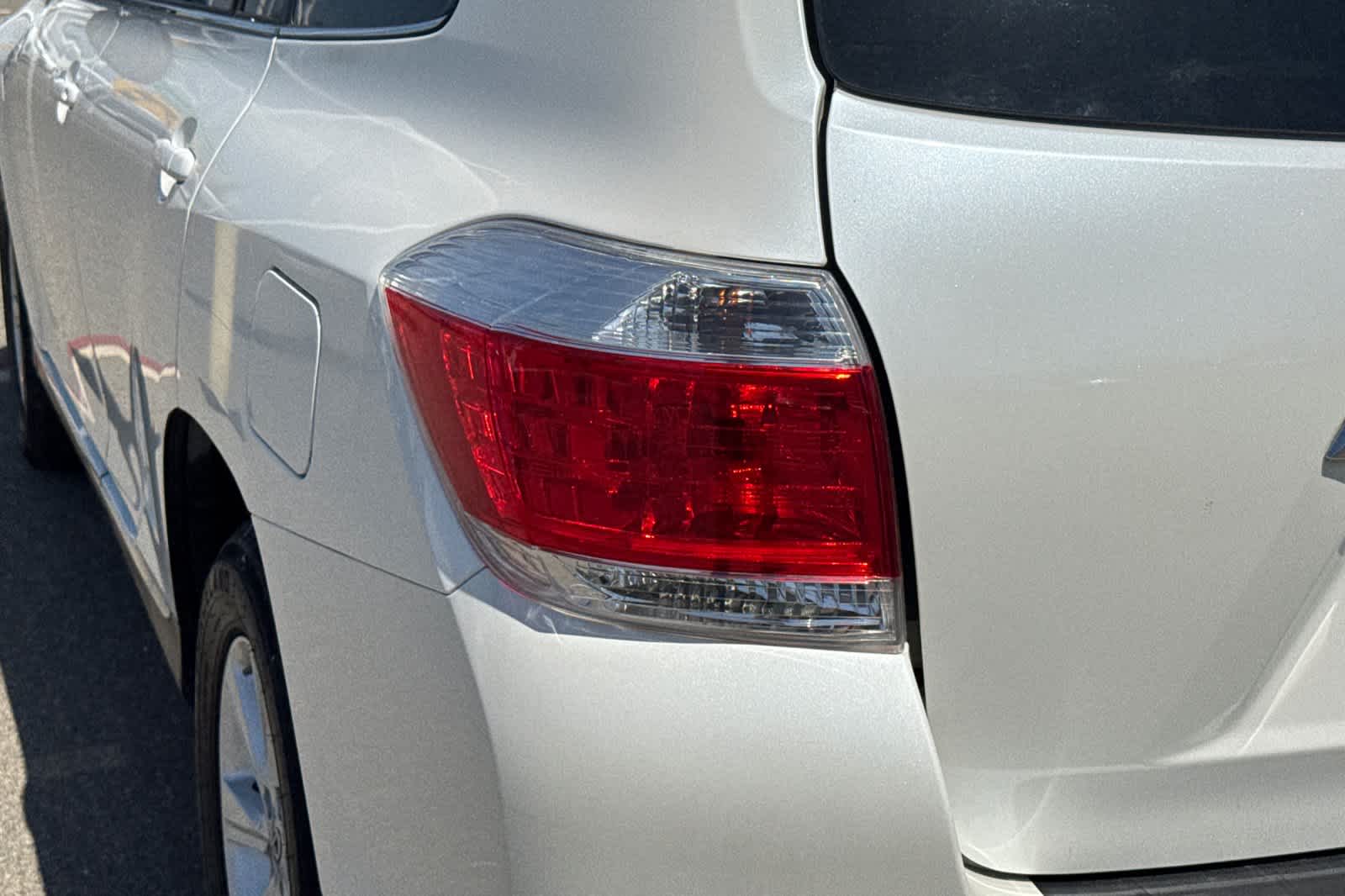 2013 Toyota Highlander  15